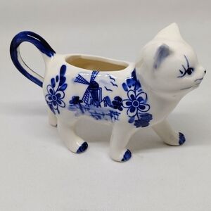 Vintage Delft‎ Blue Ceramic Cat Creamer